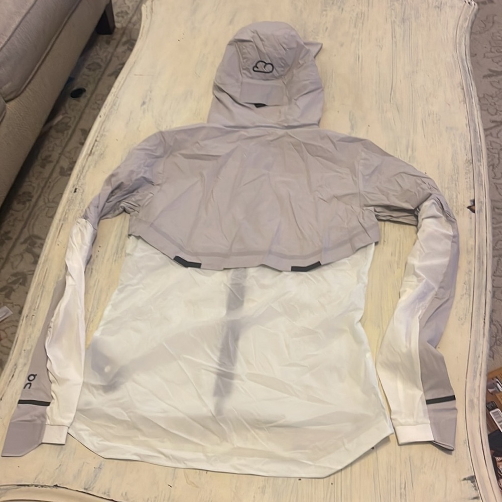 On Running Weather Jacket - Picture 6 of 6